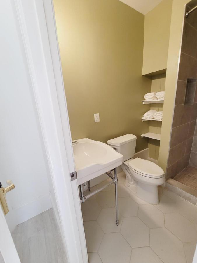 May Flower Hostel Llc Washington Ngoại thất bức ảnh
